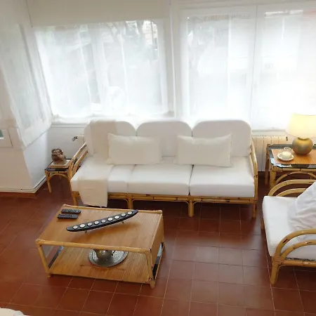 Spacious In Platja Daaro With Terrace Apartament Platja d'Aro